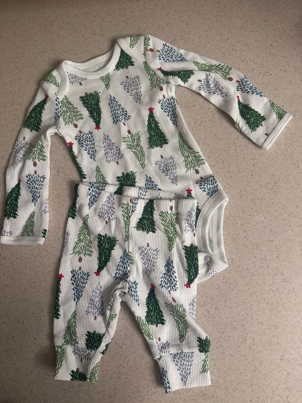 Carter's Just One You Christmas Tree Waffle Knit Top and Pants Set Size 3M